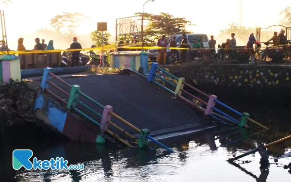 Warga Berharap Pembangunan Jembatan Kedungpeluk yang Ambruk Tidak Ditunda-tunda