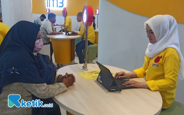 Indosat Resmikan 32 Gerai Layanan Konsep Baru