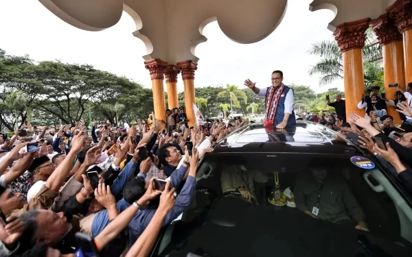 Thumbnail Berita - Setelah Kunjungi Aceh, Anies Safari Politik ke Padang 