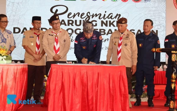 Thumbnail Berita - Gubernur Khofifah Dukung Warung NKRI di Jember Inisiasi BNPT-Pramuka Jatim