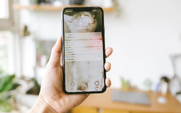 Thumbnail Berita - Cara Mudah Nonaktifkan Notifikasi 'Sampah' di Smartphone