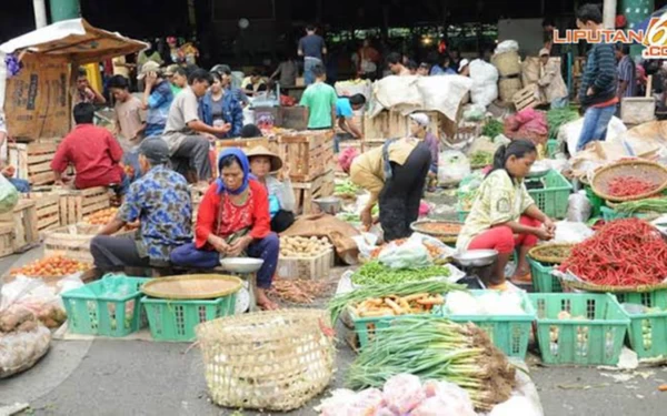 Thumbnail Berita - Harga Bapok di Surabaya Terus Distabilkan