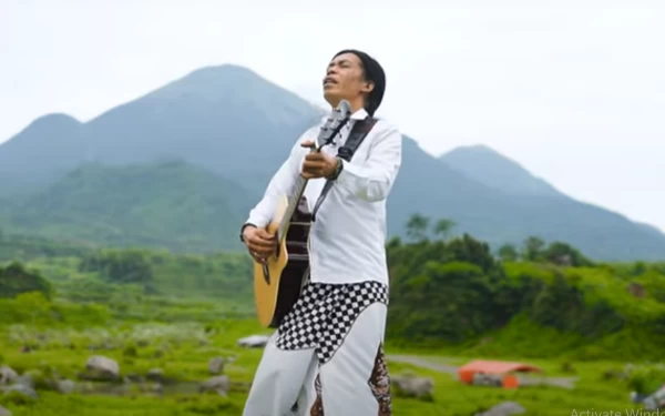 Thumbnail Berita - Meriahkan Seabad NU, Cak Sodiq Monata Rilis Lagu ‘Maturnuwun Yai’