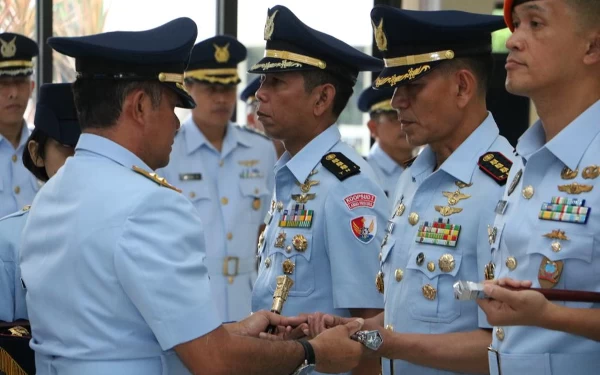 Thumbnail Berita - Kol Pnb Ardi Syahri Jabat Danlanud Husein Sastranegara Bandung