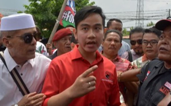 Thumbnail Berita - Diusulkan Jadi Cagub DKI, Gibran Komunikasi dengan PDIP Jakarta