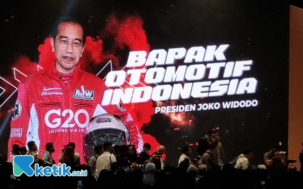 Thumbnail Berita - Presiden Jokowi Dikukuhkan Jadi Bapak Otomotif Indonesia