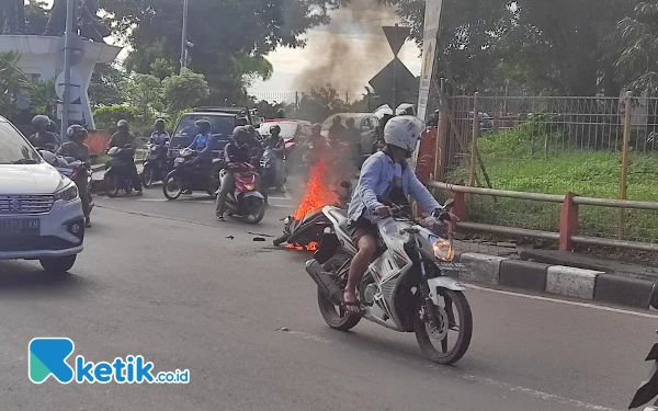 Hendak Berangkat Kerja, Motor Hangus Terbakar