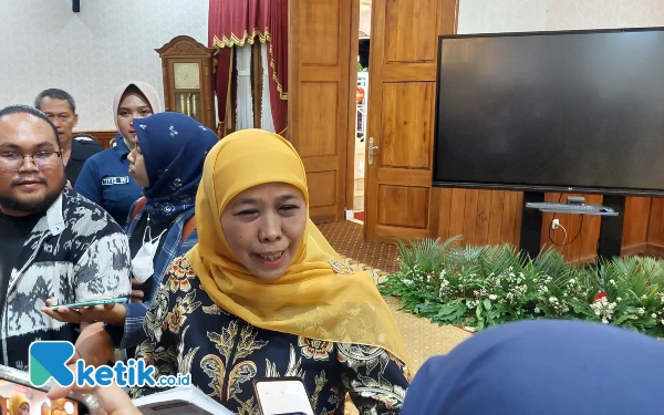 Gubernur Khofifah Terima Penghargaan di Ajang Baznas Award 2023