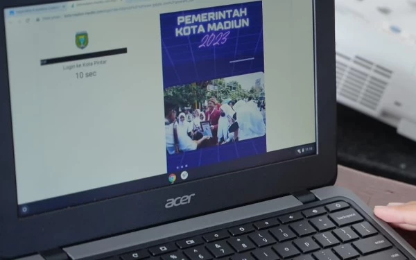 Thumbnail Berita - 493 Titik WiFi Gratis Perkuat Kegiatan Pembelajaran di Sekolah Kota Madiun