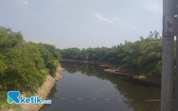 Thumbnail Berita - Air Bengawan Solo di Ngawi Diduga Tercemar, DLH: Hasil Lab Kategori Ringan