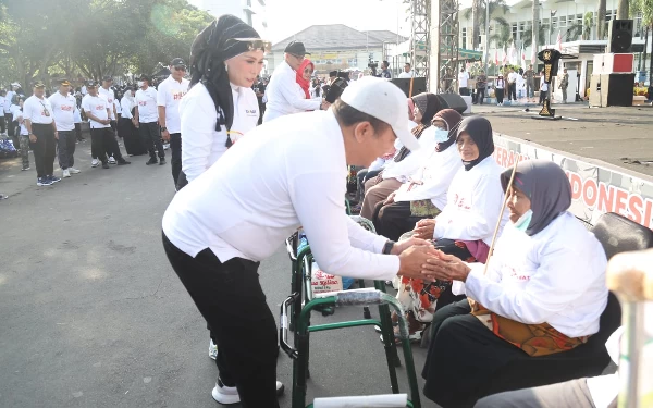 Thumbnail Berita - Peringati Hari Lanjut Usia, Ini Pesan Bupati Jember kepada Anak Muda