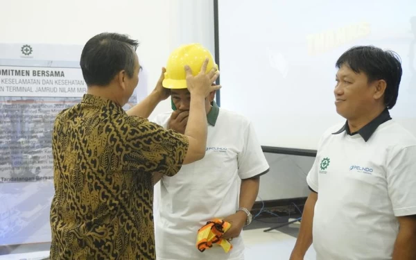 Thumbnail Berita - Pelindo Multi Terminal Tingkatkan Budaya K3 di Surabaya