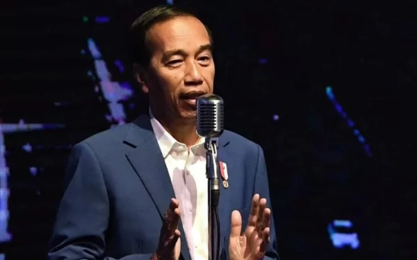 Thumbnail Berita - Program Indonesia Emas 2045, Jokowi Ajak Tiru Korsel dalam Tingkatkan Pendapatan Perkapita