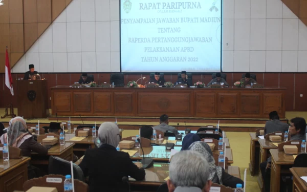 Thumbnail Berita - Terkait Silpa Rp 219 Miliar di APBD Kabupaten Madiun 2022, Kaji Mbing: Pendapatan Surplus dan Efisiensi