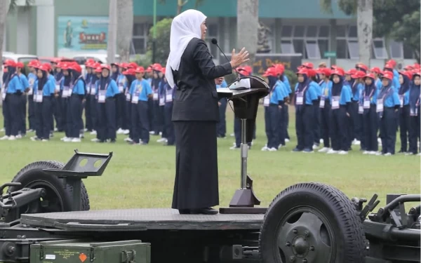 Khofifah Minta Siswa Menjunjung Tinggi Profil Pelajar Pancasila