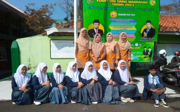 Thumbnail MA Syamsul 'Ulum Gunungpuyuh Raih Prestasi dalam Kompetisi Sains Madrasah