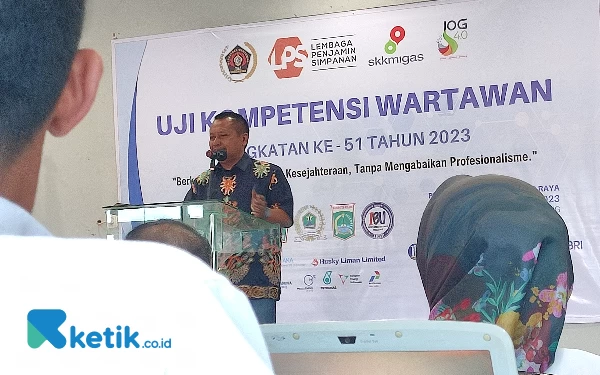 Thumbnail Berita - UKW ke-51 Dibuka, Ketua PWI Jatim: Ini Tidak Meningkatkan Ilmu, Tapi Tanggung Jawab Wartawan