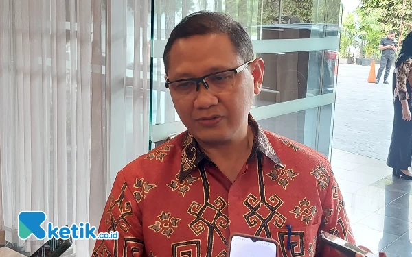 Aries Tegaskan Siswa Tidak Mampu Bisa Pakai Seragam Bekas