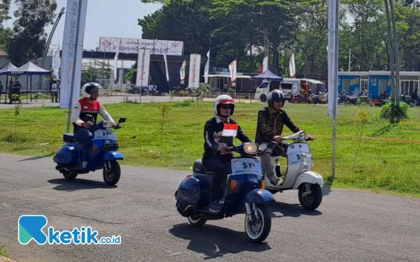 Thumbnail Ratusan Vespa Ramaikan Jember Scooter Festival