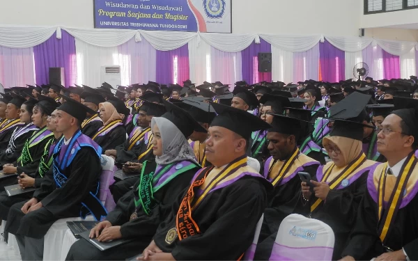 Wisuda Ke-42 Untri Fokus Tingkatkan Kualitas Lulusan