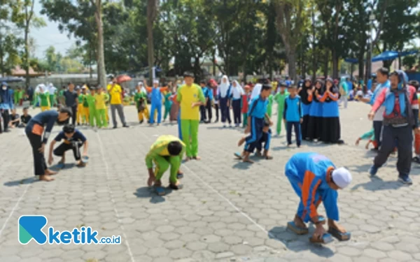 Thumbnail Berita - Pemkot Pagaralam Kenalkan Permainan Tradisional Basemah Lewat Perlombaan