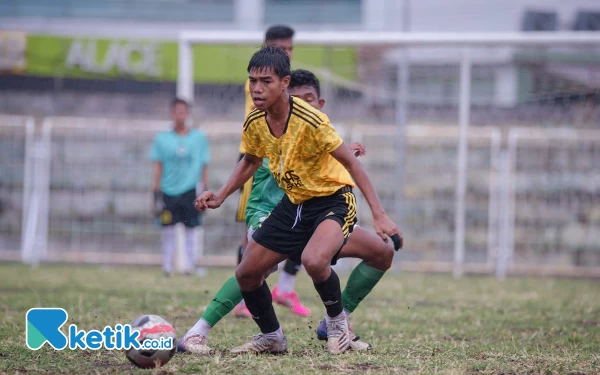 Thumbnail Berita - Mengharukan, Remaja Sederhana dan Kidal Murni Lolos Malut Selection Jadi Bek Kiri