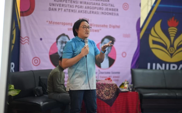 Thumbnail Berita - Tak Hanya Jadi Guru, Mahasiswa Pendidikan Luar Biasa Unipar Kembangkan Skill Bisnis Digital