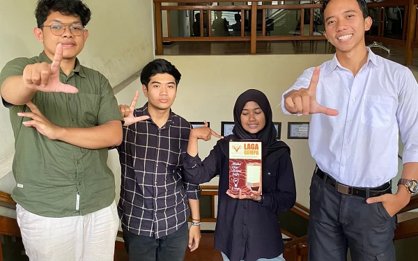 Thumbnail Dijual Sampai Luar Negeri! Mahasiswa UB Ciptakan Lampu Siaga Gempa