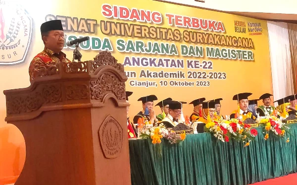 Thumbnail Berita - Hadiri Wisuda Universitas Suryakancana, Bupati Cianjur Bicara Peningkatan IPM