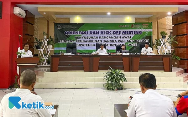 Thumbnail Berita - Orientasi dan Kick Off Meeting Penyusunan Rancangan Awal RPJPD 2025-2045