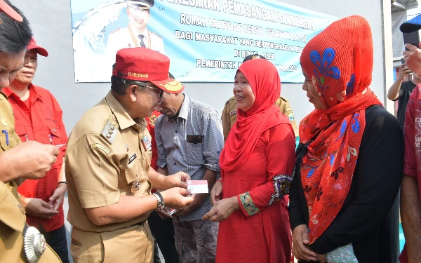 Thumbnail Berita - Pemda Cianjur Gratiskan Pemasangan Sambungan Air Rumah bagi Masyarakat Kurang Mampu