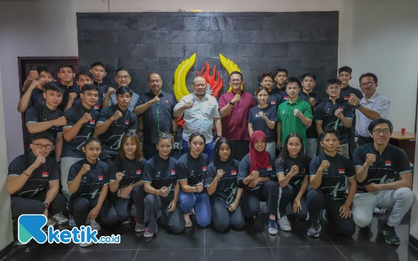 Thumbnail Berita - Berangkat ke Pra PON 2023, Cabor Wushu Jatim Diminta Pertahankan Prestasi