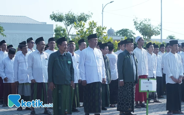 Thumbnail Berita - Apel Seribu Santri MWC NU Tuban Dimeriahkan Atraksi Silat dan Banser