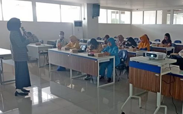 Thumbnail Penguatan Pelaku UMKM, Diskopindag Kota Malang Rutin Gelar Coaching Clinic di MCC