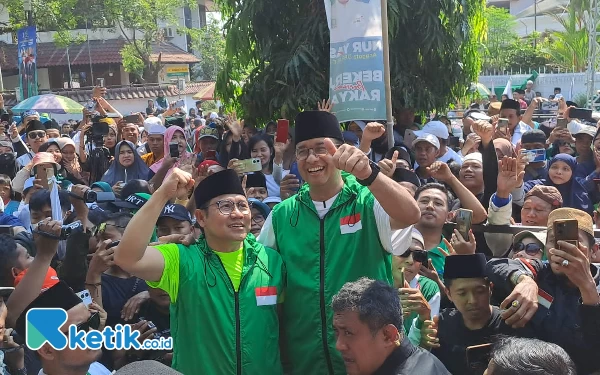 Thumbnail Berita - Anies-Muhaimin Ikut Jalan Sehat Sarungan di Jember, Gaungkan Semangat Perubahan