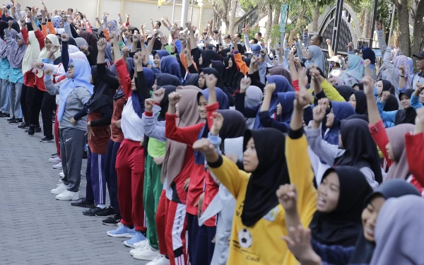 Thumbnail Berita - Cegah Stunting dan Kelahiran BBLR, Pemkab Ponorogo Bagikan Tablet Penambah Darah, Simak Penjelasan Kadinkes