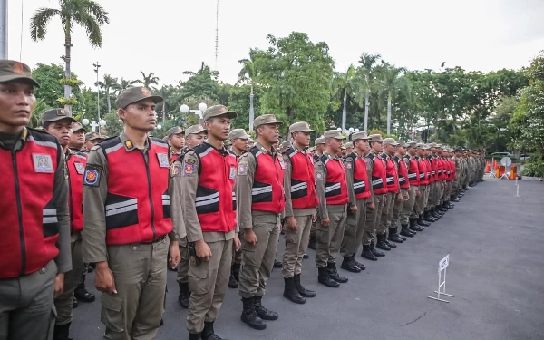 Thumbnail Berita - Perangi Maksiat, Satpol PP Surabaya Bakal Operasi Prostitusi dan Miras Besar-Besaran