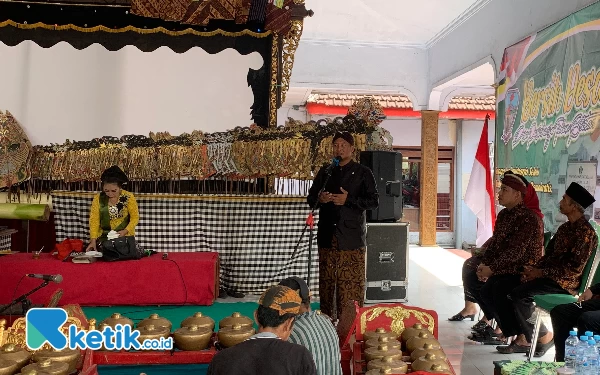 Adakan Pagelaran Wayang Kulit di Siang Hari, Bersih Desa Pasirharjo Diisi Santunan Anak Yatim