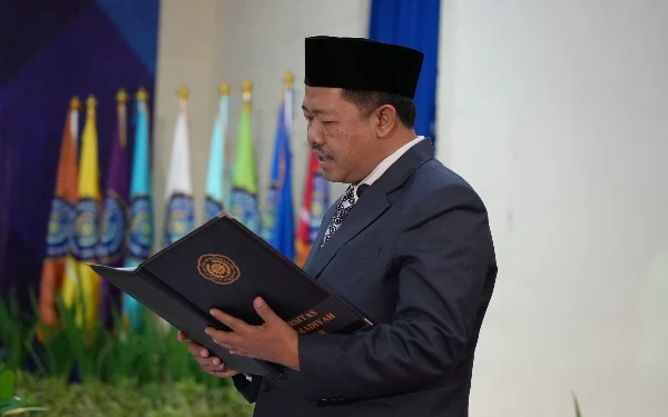 Thumbnail Berita - Hanafi Jabat Rektor Unmuh Jember Dua Periode, Prioritaskan Realisasi Pembangunan Kampus