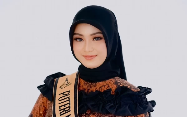 Thumbnail Berita - Gaungkan Pendidikan Gratis Ala Novia Rachma Aulia, Puteri Muslimah Favorit Jatim 2023