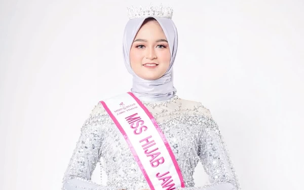 Thumbnail Anju Putri Kamilah, Mahasiswi Kedokteran Gigi Peraih 2nd Runner Up Miss Hijab Jatim 2023