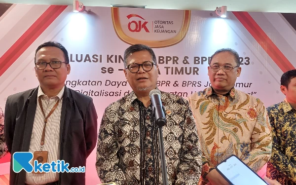 Thumbnail Berita - OJK Jatim Dorong Konsolidasi BPR dan BPRS Agar Penuhi Modal Inti Minimal