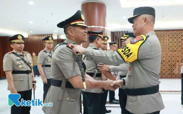 Thumbnail Berita - Baru Dilantik, Ini Daftar Pejabat Utama dan Kapolres Jajaran Polda Jatim