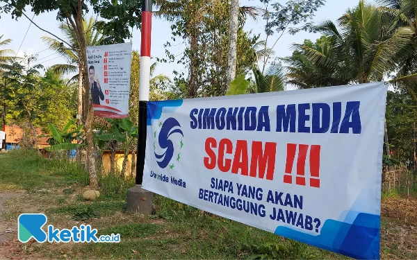 Thumbnail Berita - Simonida Media Scam, Ini Pengakuan Korban di Pacitan yang Hanya Bisa Pasrah