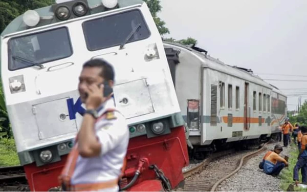 Thumbnail Berita - Kereta Api Pandulangan Anjlok di Stasiun Tanggulangin Sidoarjo, KAI Pastikan Seluruh Penumpang Selamat