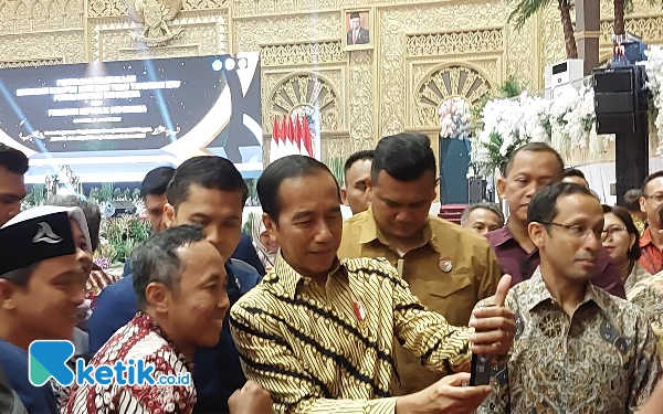 Thumbnail Berita - Presiden Jokowi Minta Anggaran Riset Naik untuk Ciptakan SDM Unggul