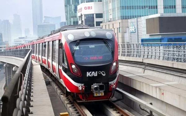 Thumbnail Berita - Hore! Waktu Layanan Operasional LRT Jabodebek Diperpanjang