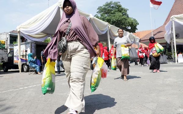 Aman, 52 Ribu Ton Stok Beras untuk Surabaya