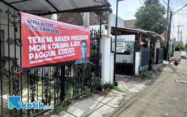 Muncul Banner Penolakan Terhadap Gibran di Kota Malang, Bawaslu Lakukan Penertiban