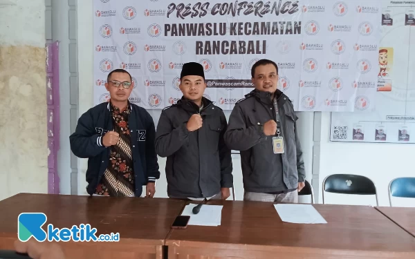 Thumbnail Berita - Panwascam Rancabali Optimalkan Pengawasan di TPS